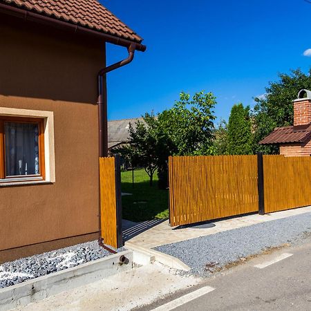Eross Kulcsoshaz Villa Lazarea Exterior photo