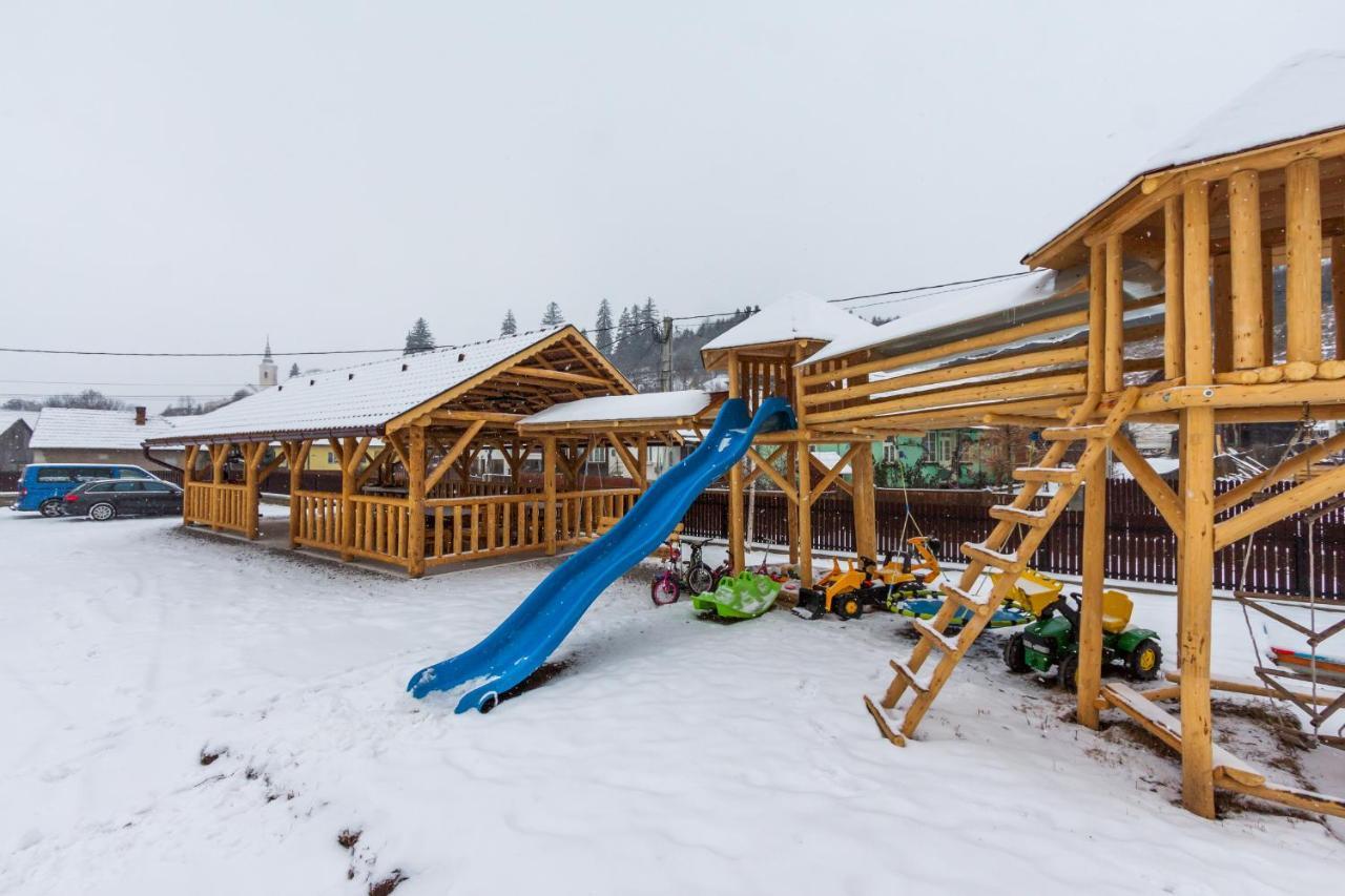 Eross Kulcsoshaz Villa Lazarea Exterior photo