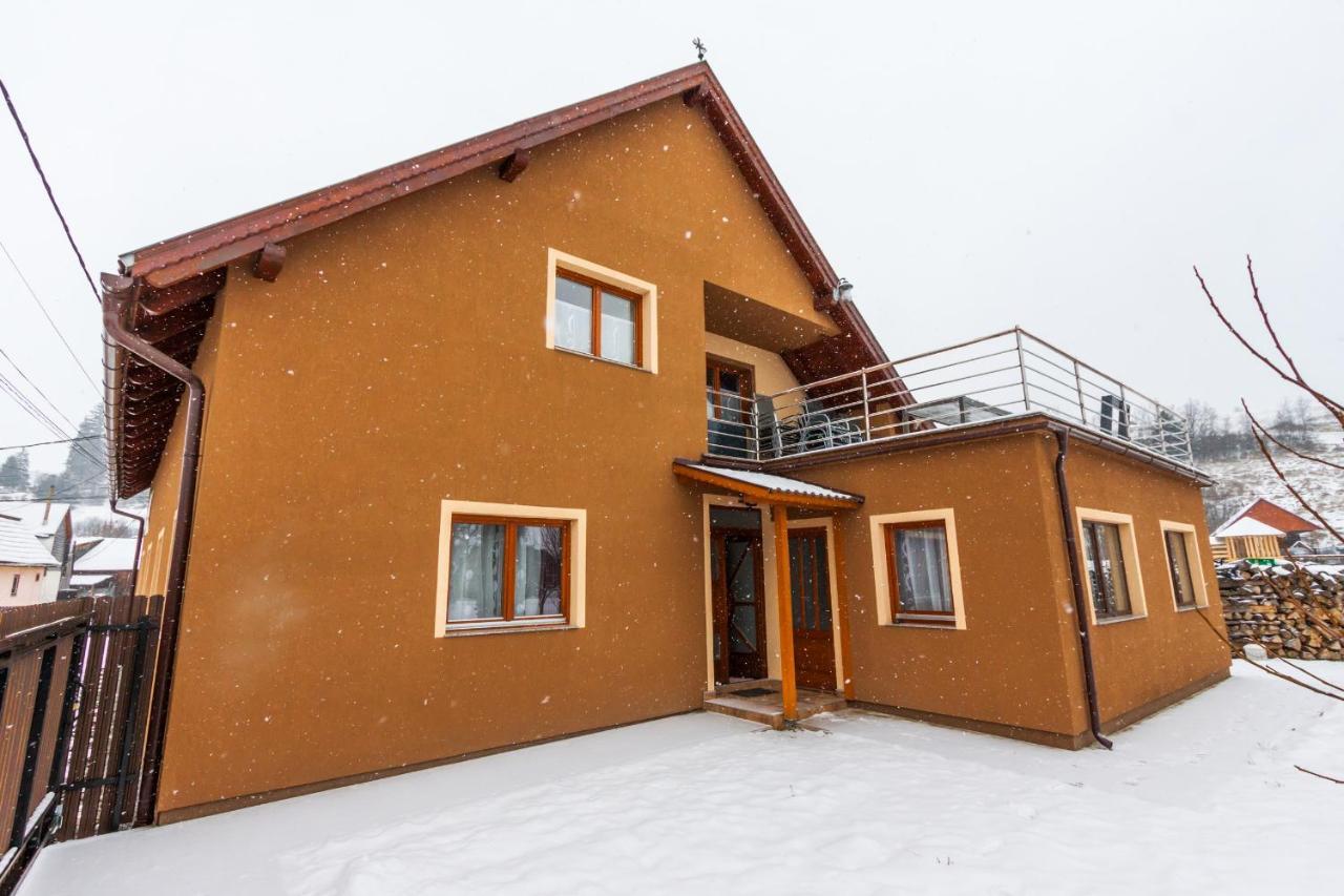 Eross Kulcsoshaz Villa Lazarea Exterior photo