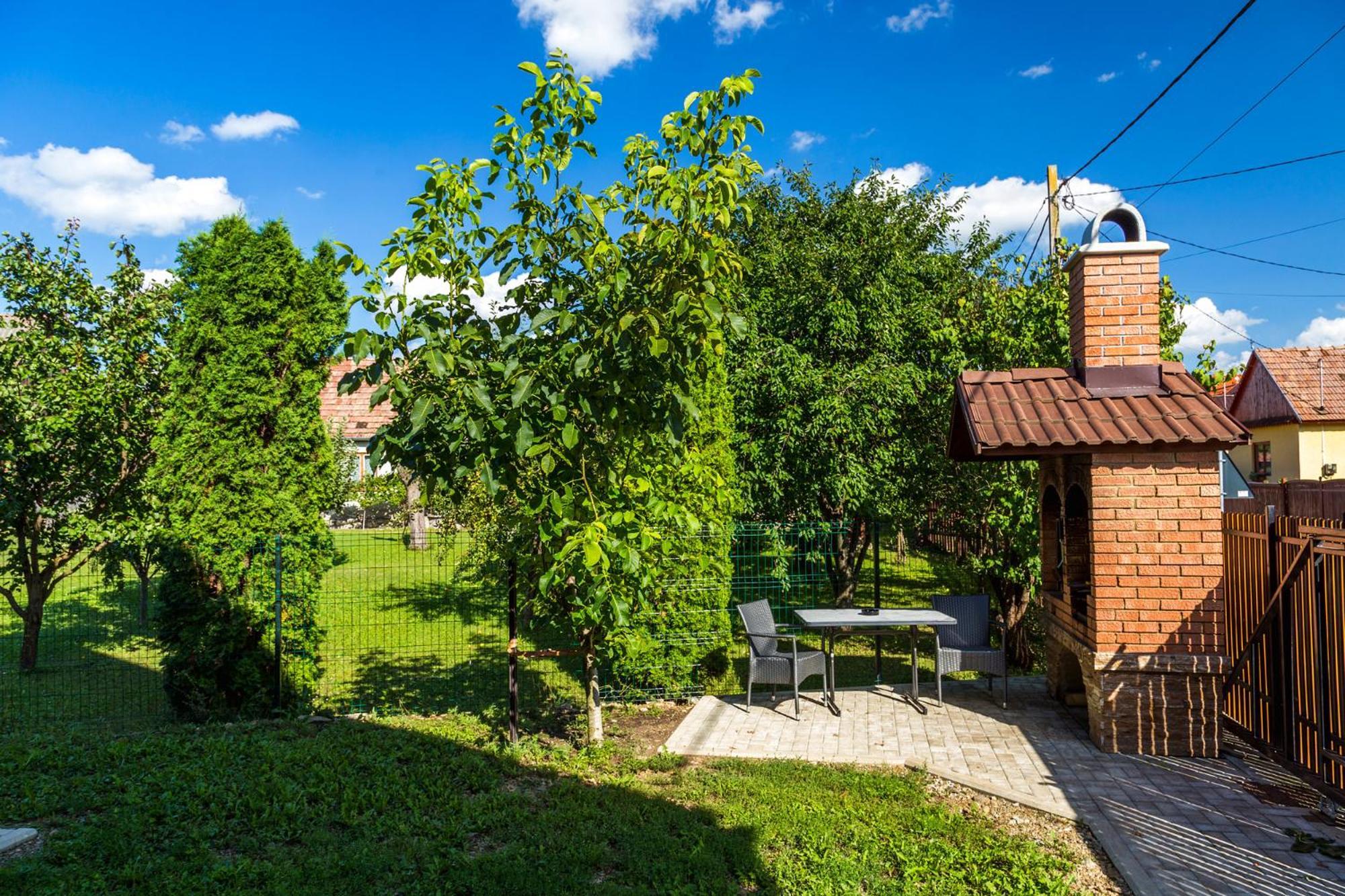 Eross Kulcsoshaz Villa Lazarea Exterior photo