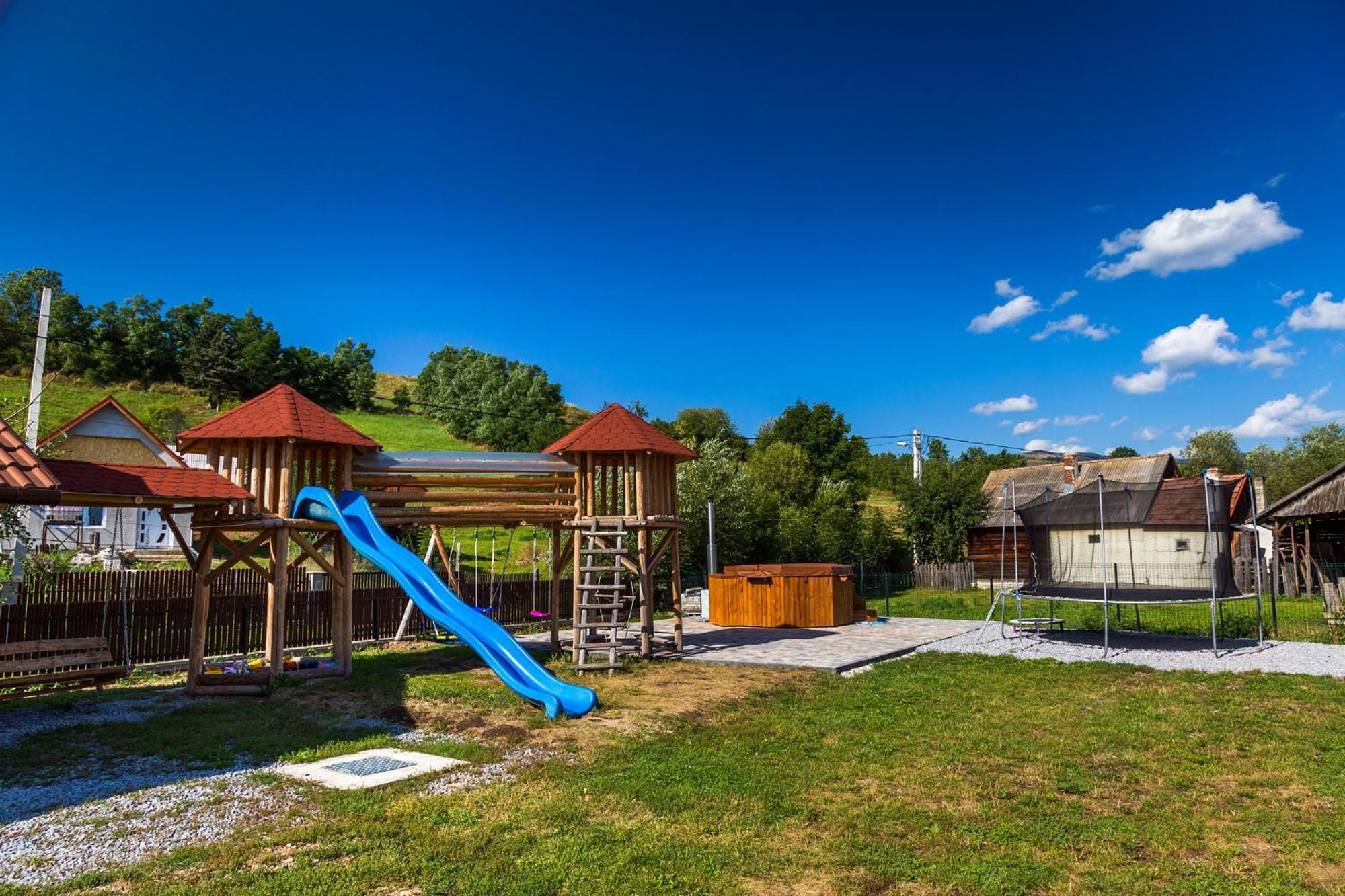 Eross Kulcsoshaz Villa Lazarea Exterior photo