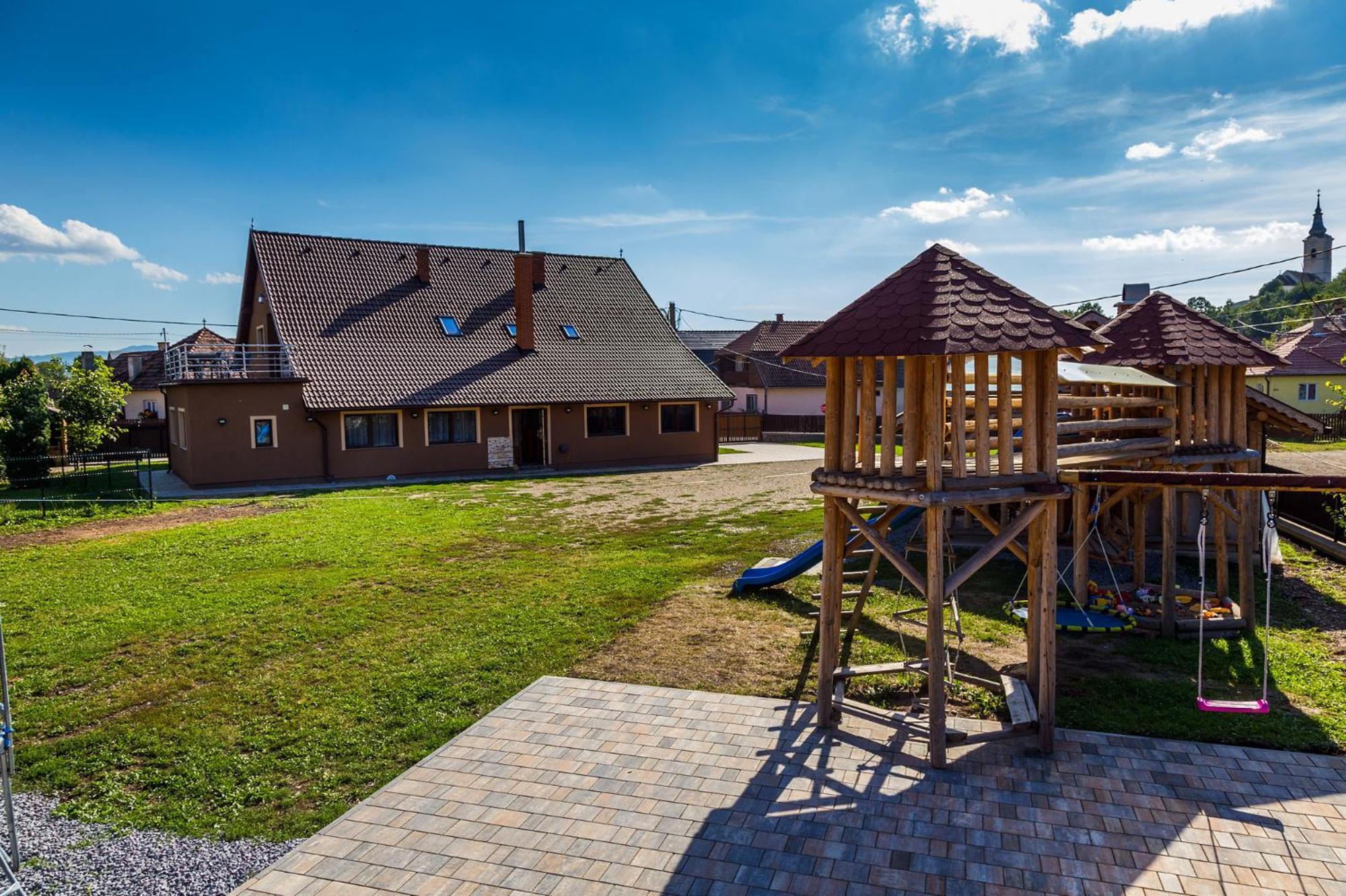 Eross Kulcsoshaz Villa Lazarea Exterior photo