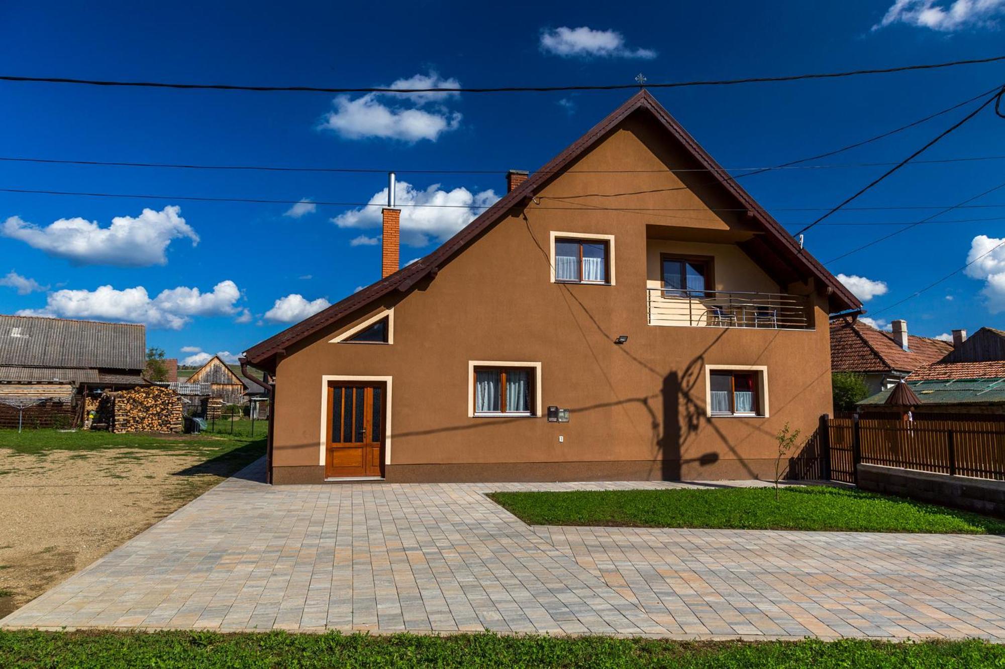Eross Kulcsoshaz Villa Lazarea Exterior photo