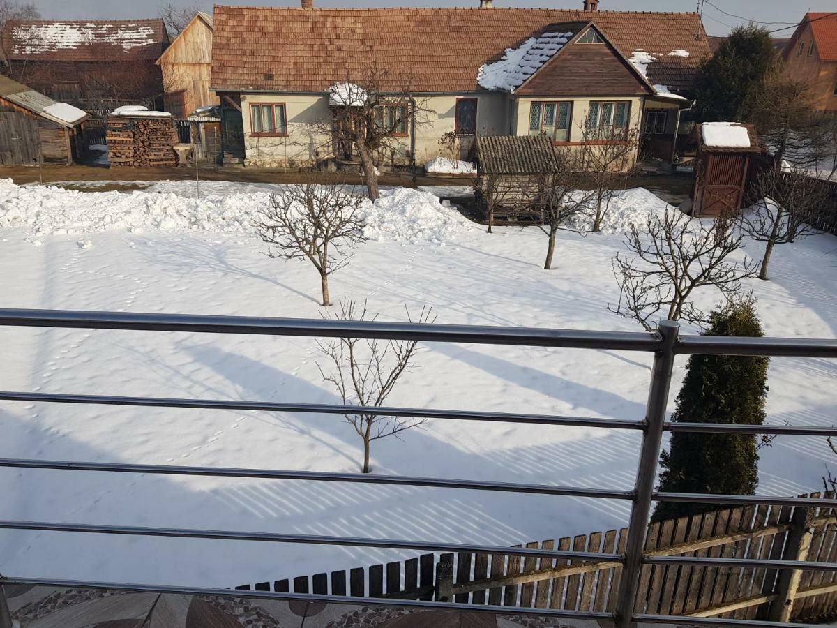 Eross Kulcsoshaz Villa Lazarea Exterior photo